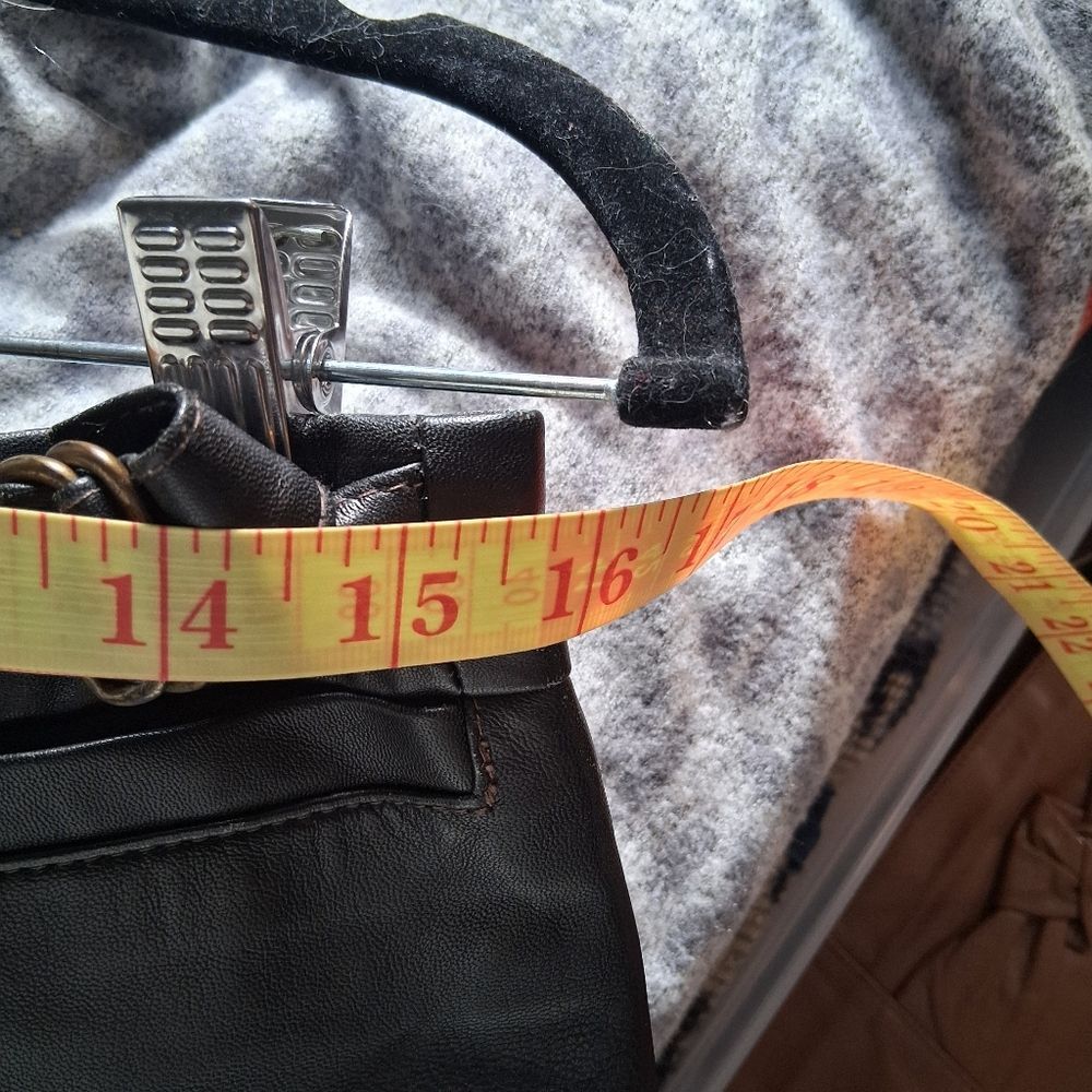 GAP Vintage Charcoal Leather Below the Knee Pencil Skirt with Zip Back - Picture 11 of 16